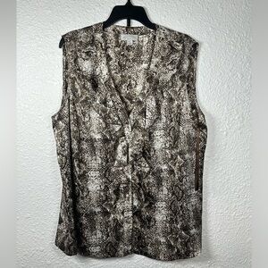 Tahari Arthur S. Levine Women’s Petite PL Sleeveless Ruffle Blouse Snake Print